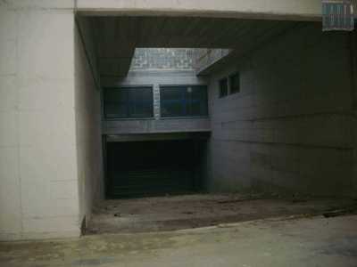 Il secondo parcheggio sotterraneo.